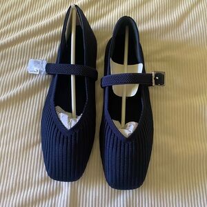 Women’s Navy Mary Jane Shoes